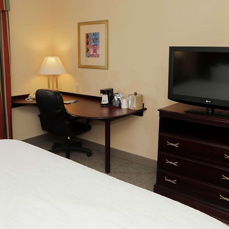 Hampton Inn By Hilton Clinton מראה חיצוני תמונה
