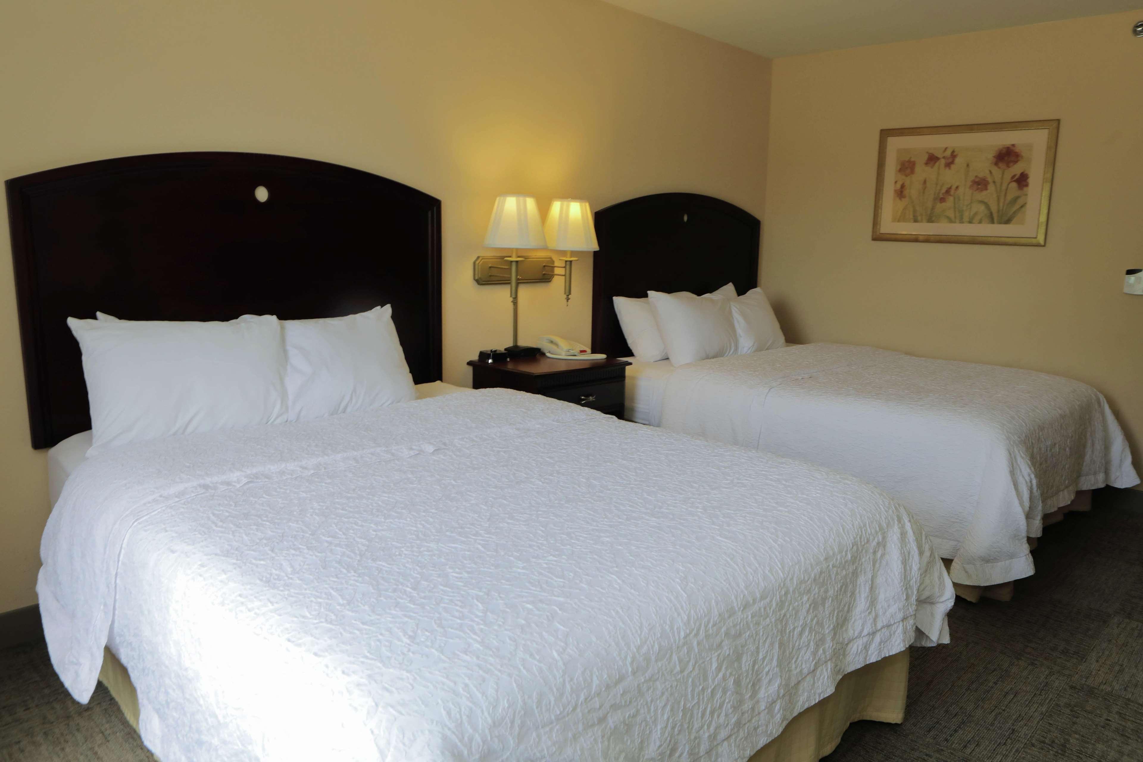 Hampton Inn By Hilton Clinton מראה חיצוני תמונה