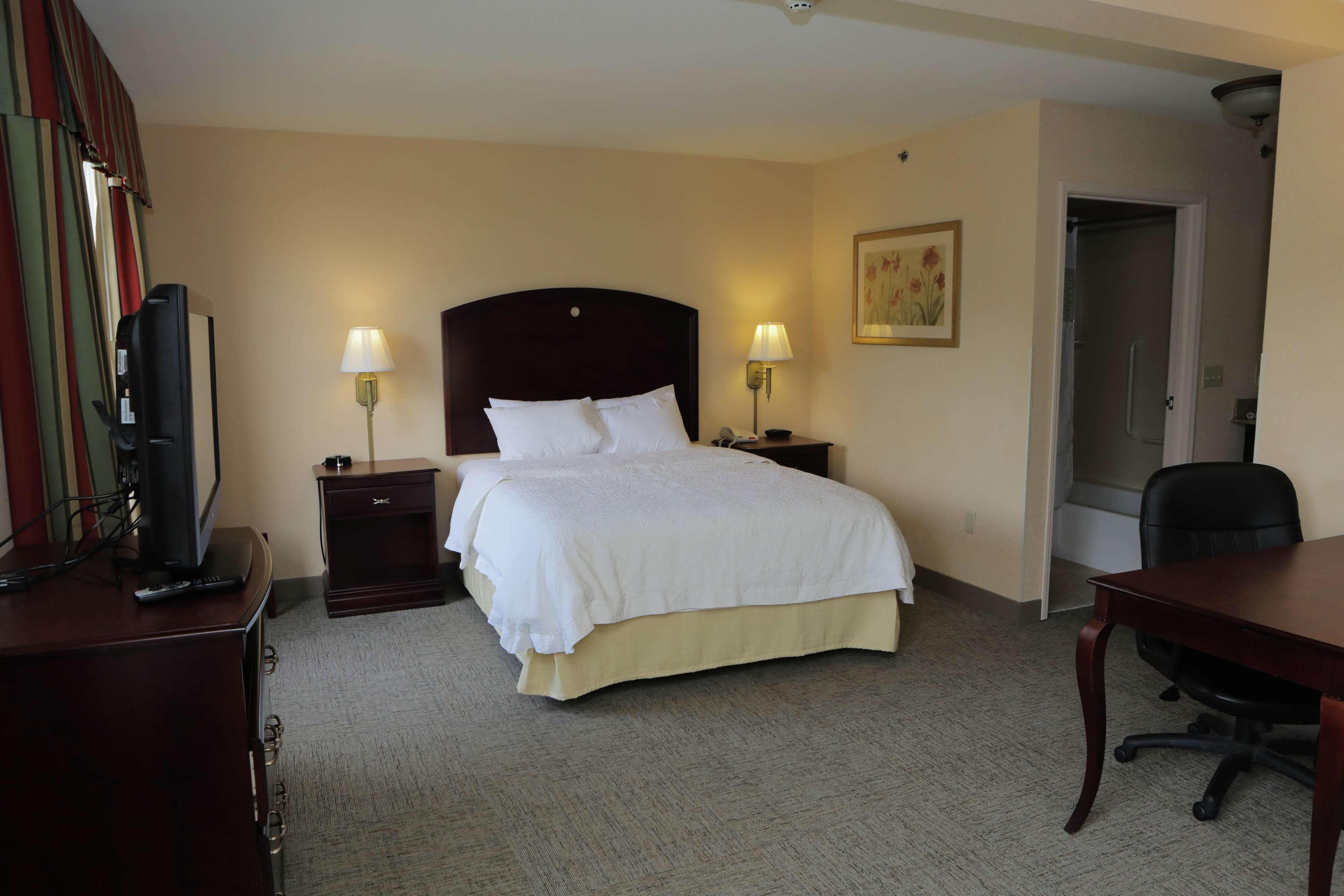 Hampton Inn By Hilton Clinton מראה חיצוני תמונה