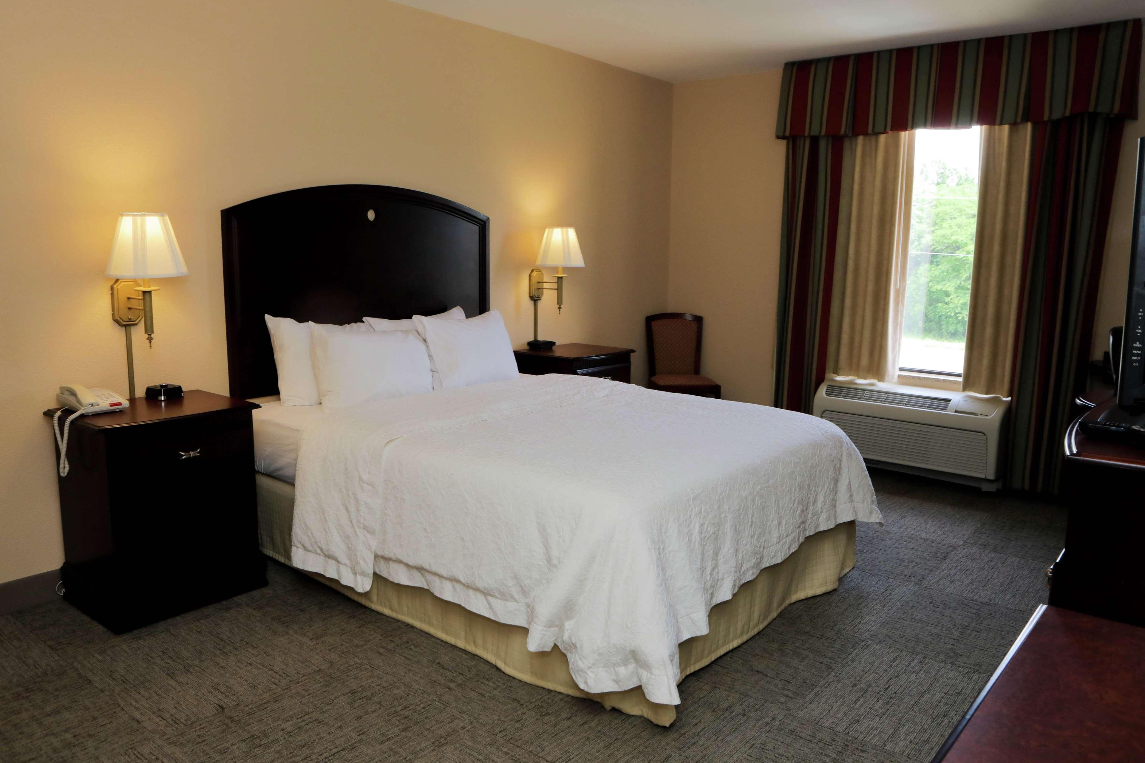 Hampton Inn By Hilton Clinton מראה חיצוני תמונה