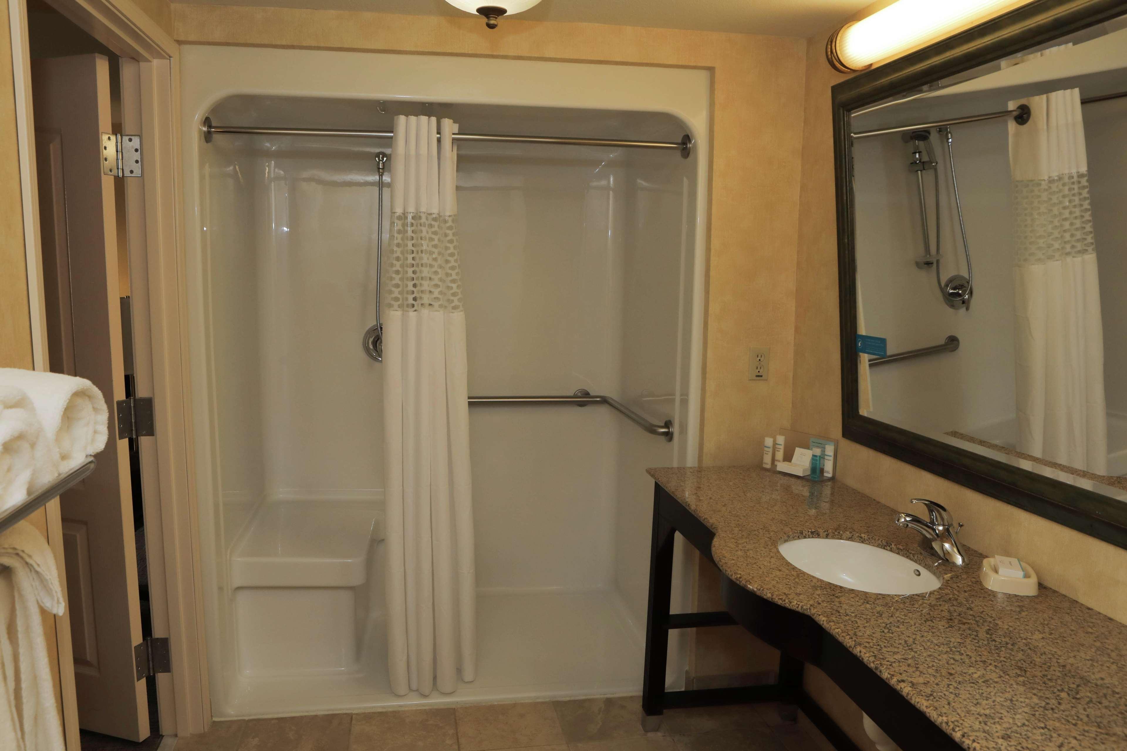 Hampton Inn By Hilton Clinton מראה חיצוני תמונה