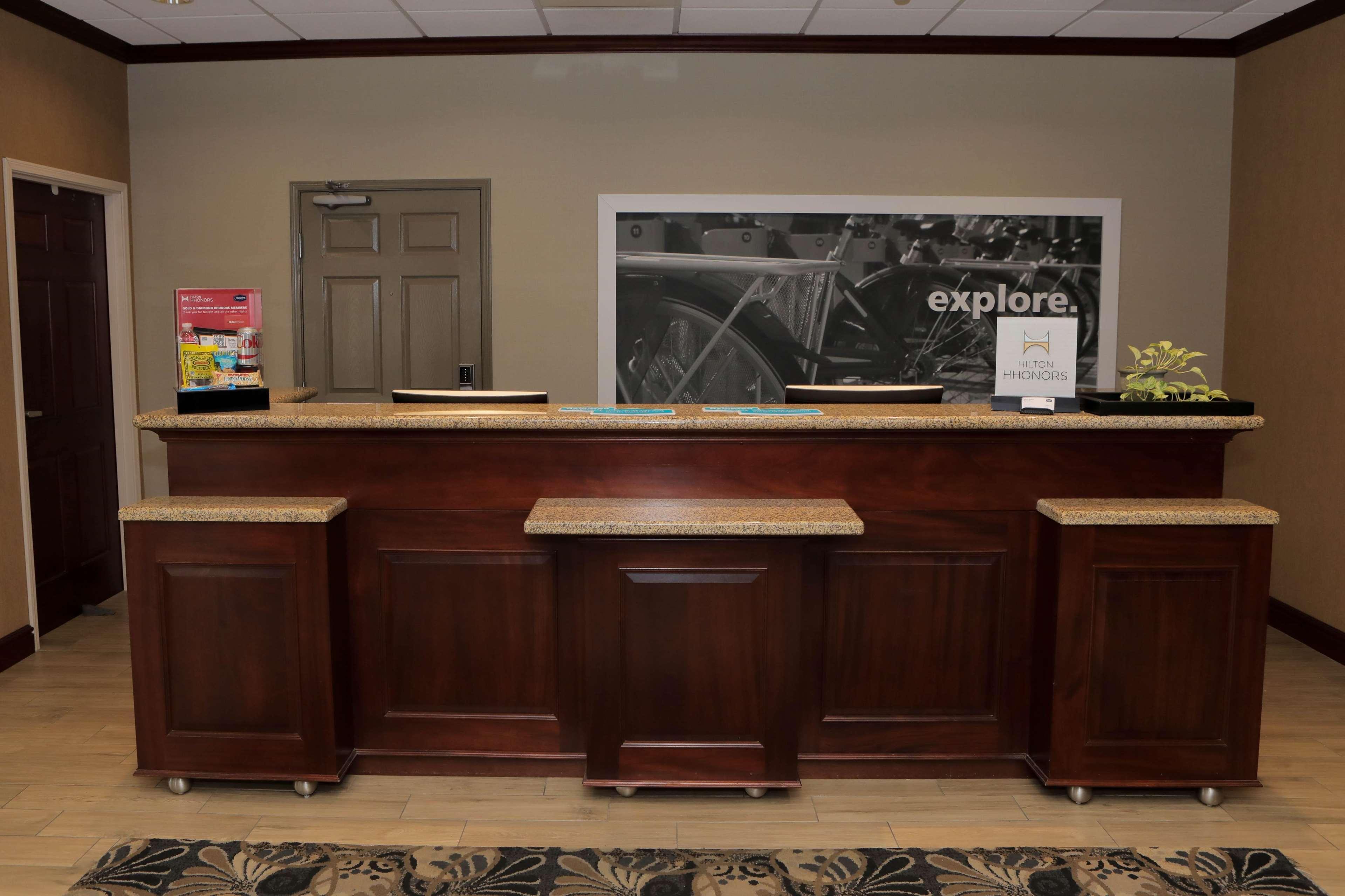 Hampton Inn By Hilton Clinton מראה חיצוני תמונה